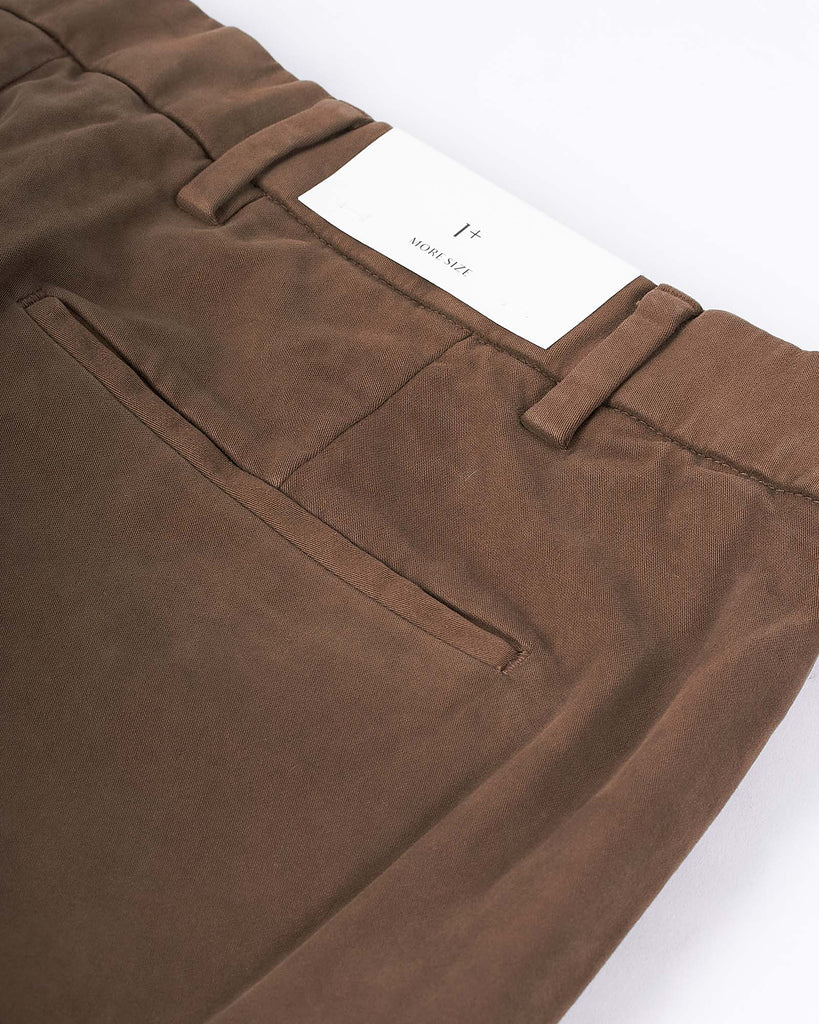 Brad 32 Chino 1+ Brun