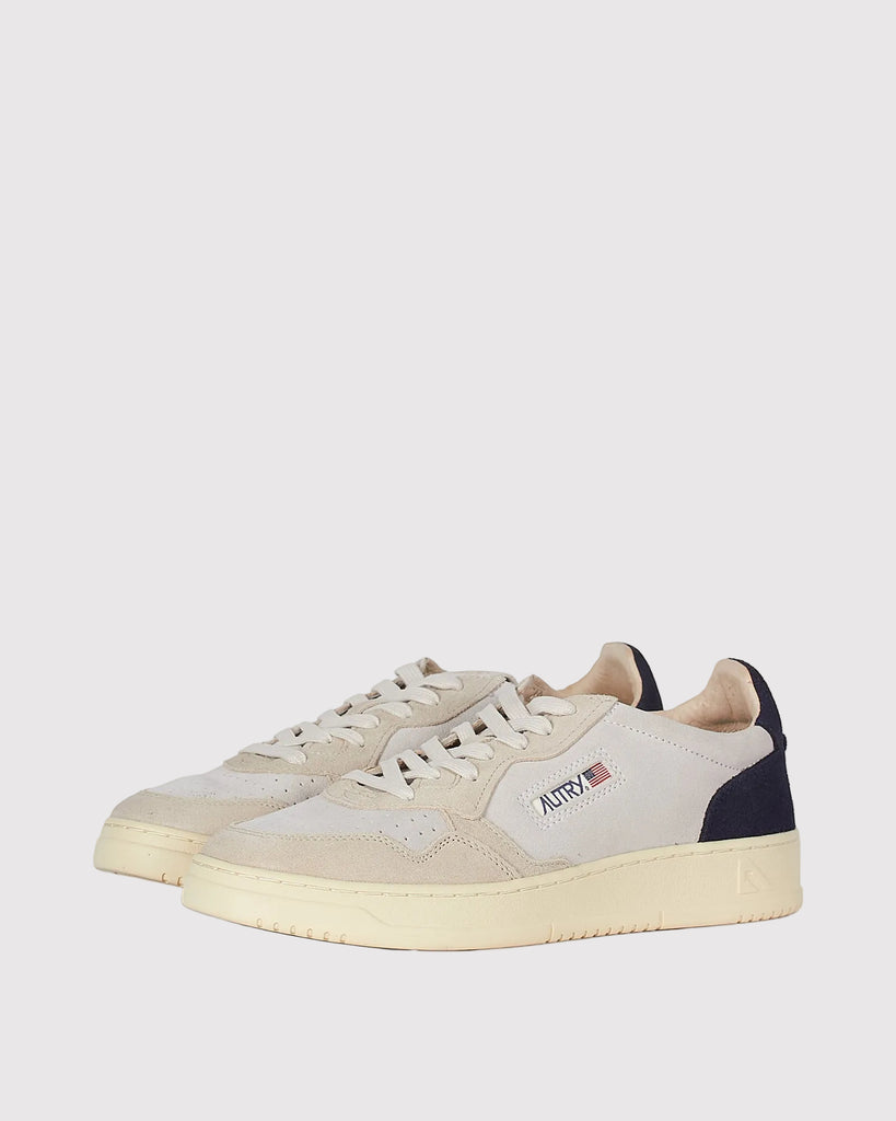 Medalist Low Sneakers Sand