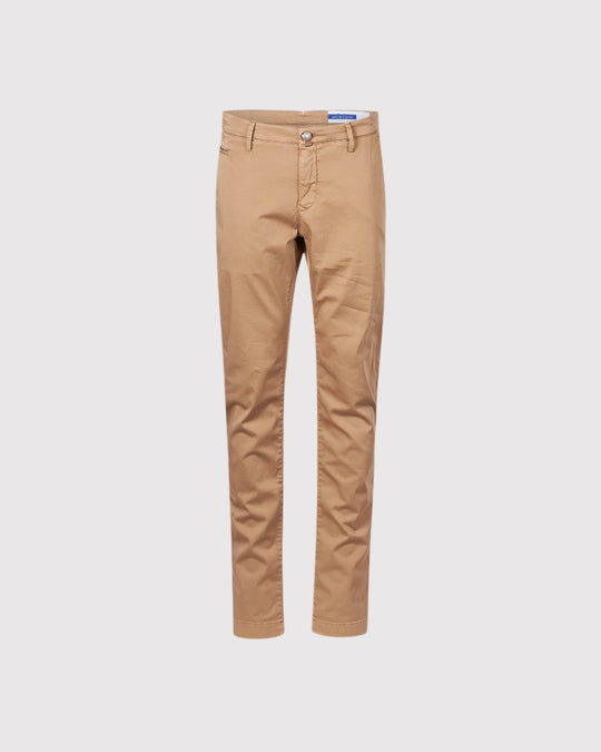 Bobby Chino Sand
