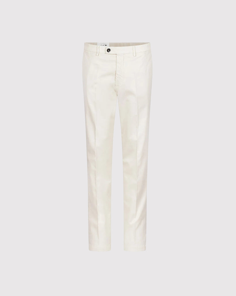 One More Size Chino Creme