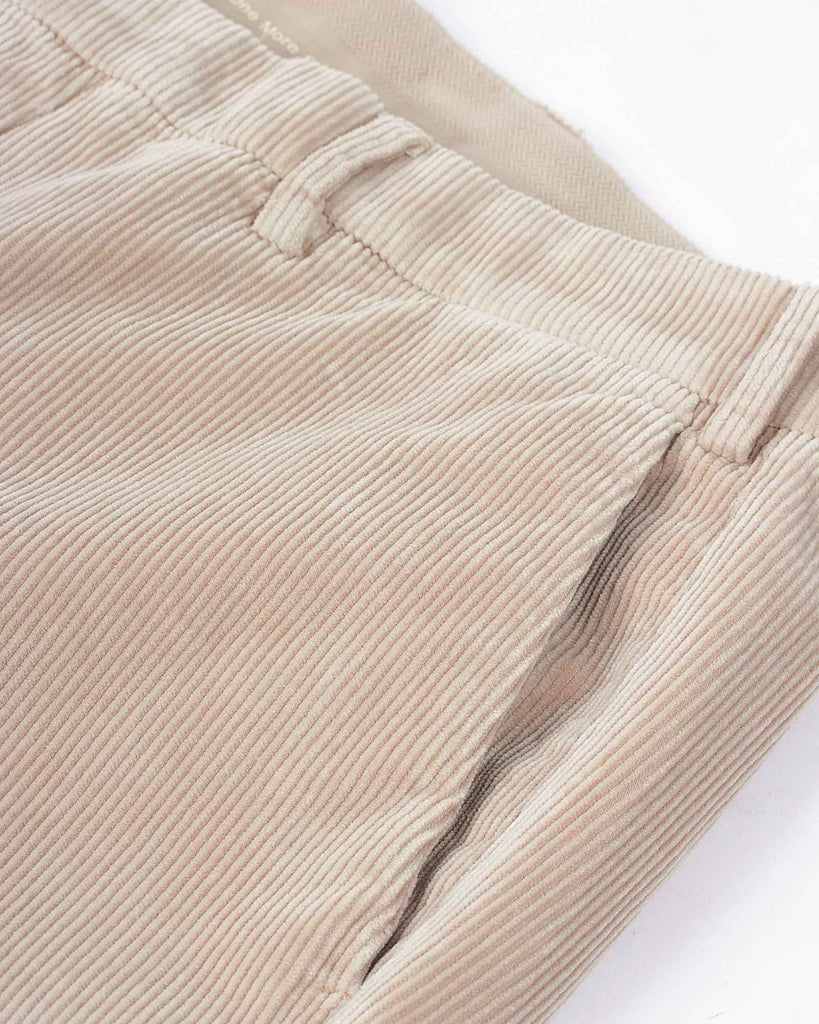 One More Size Cord Chino Sand