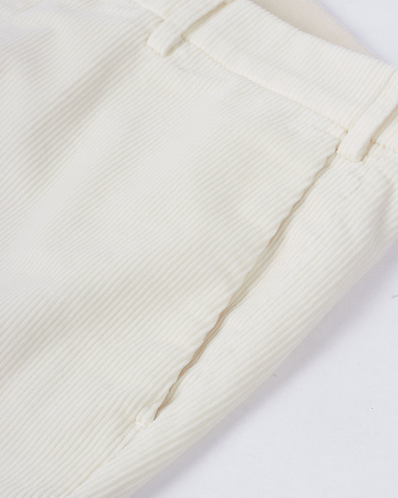 One More Size Cord Chino Creme