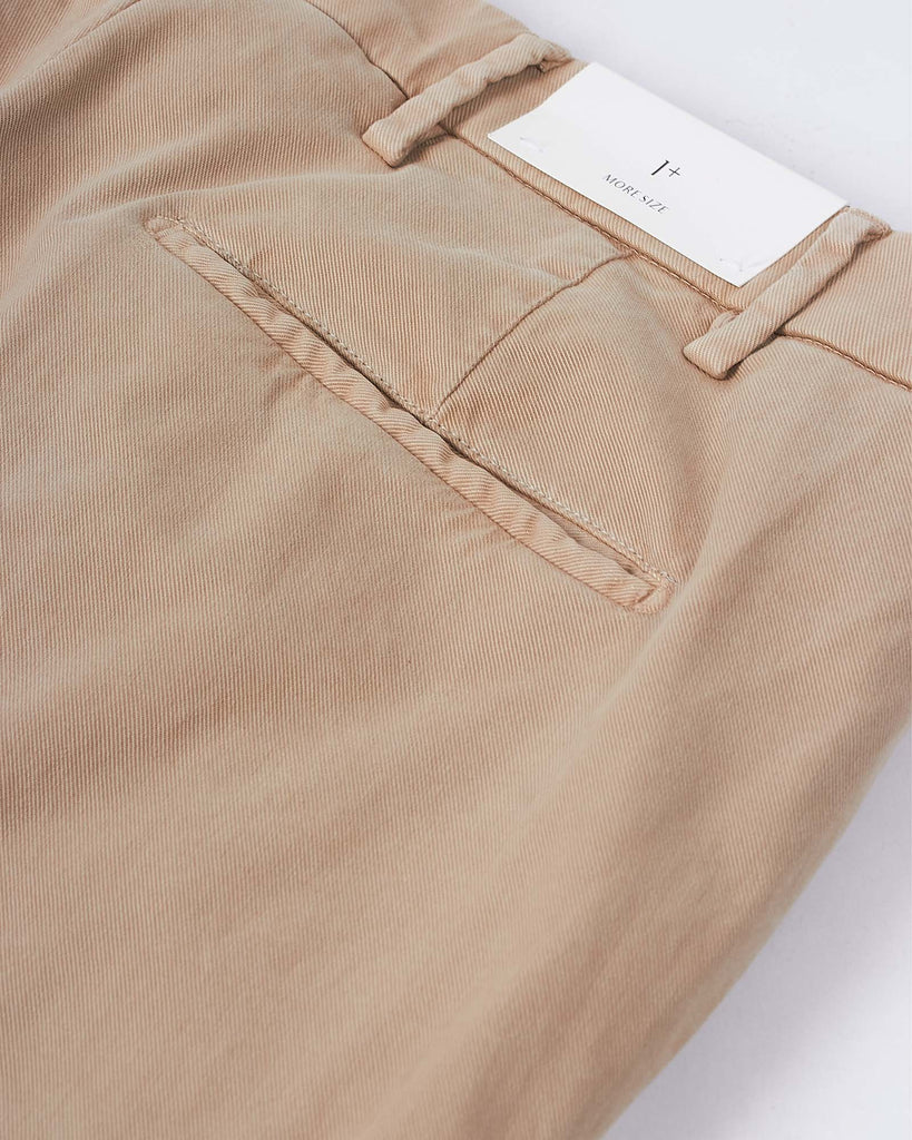 One More Size Chino Sand