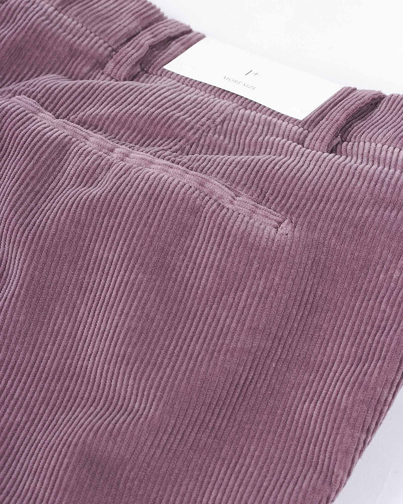 One More Size Cord Chino Lilla
