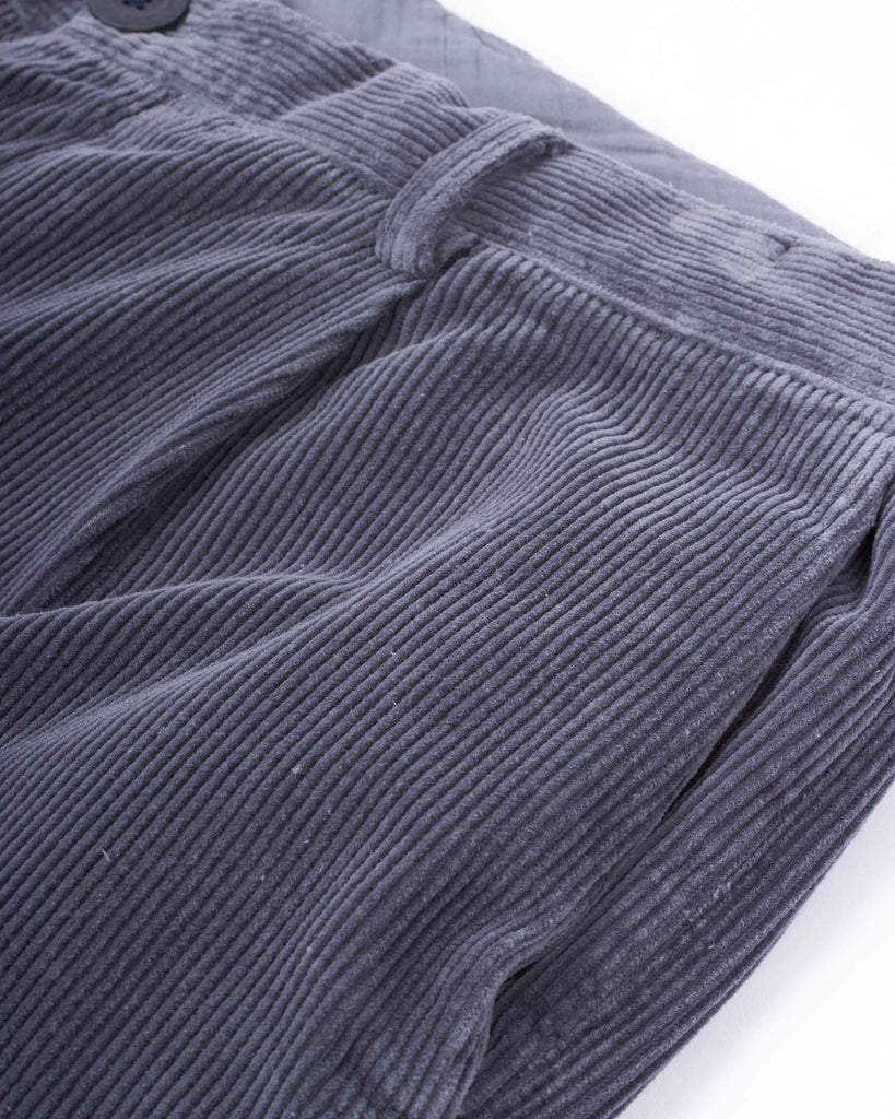 Pleated Trousers Grå