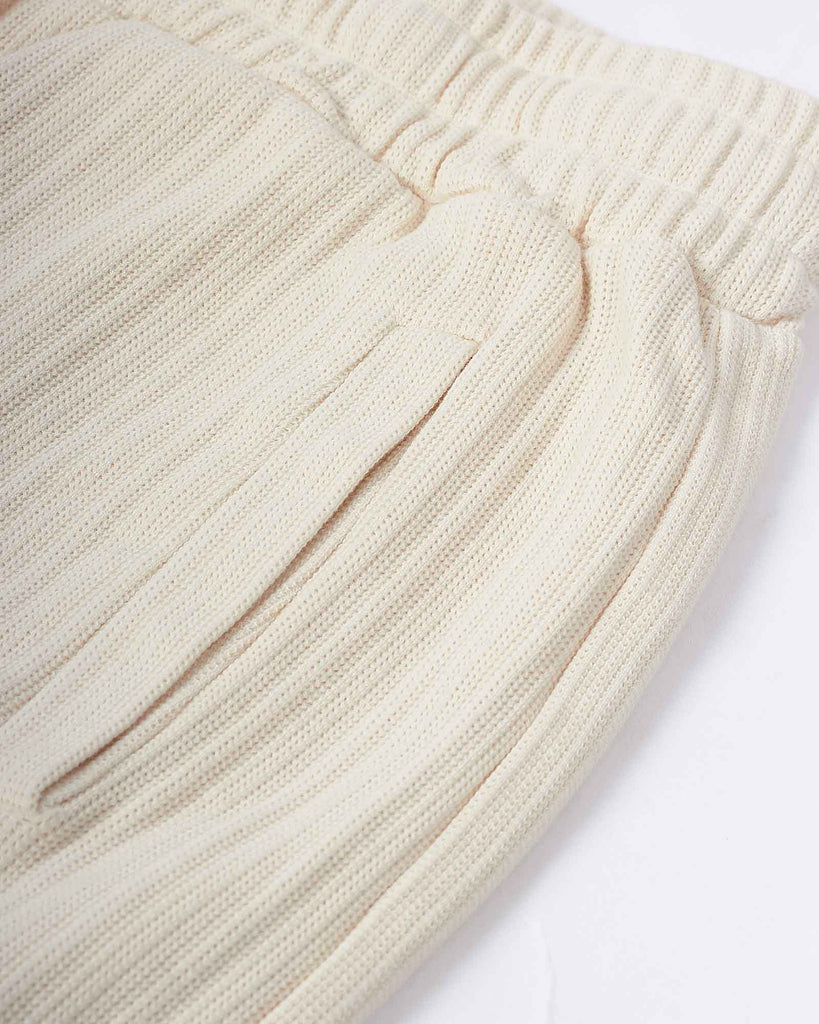 Shorts Struktur Creme