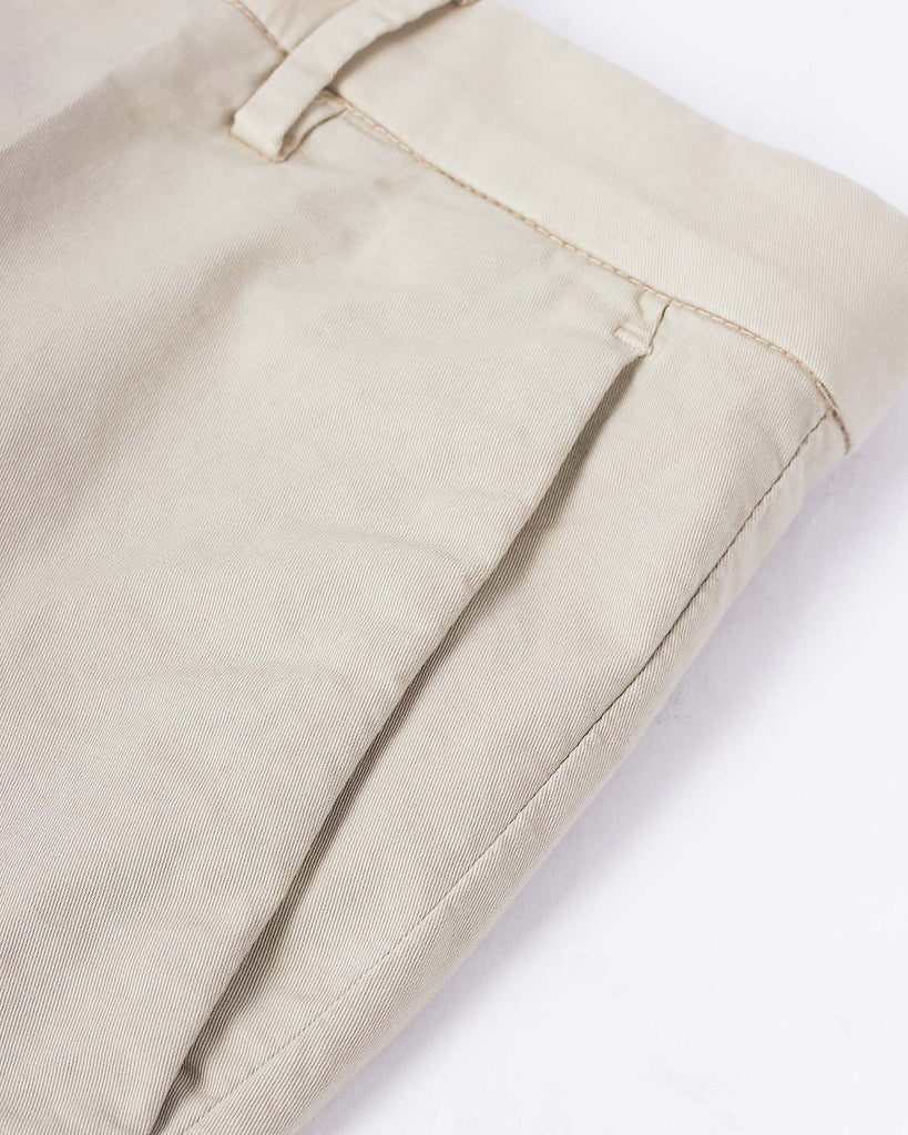 Philip Bermuda Shorts Sand