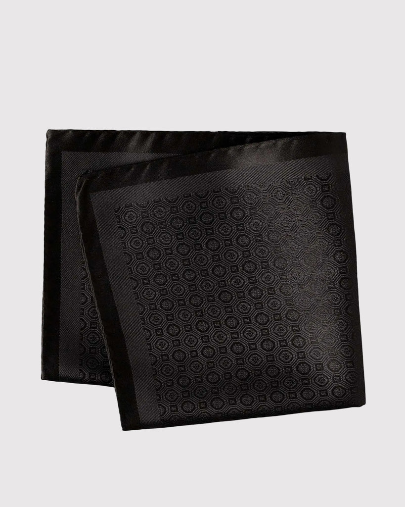 Medallion Pocket Square Sort